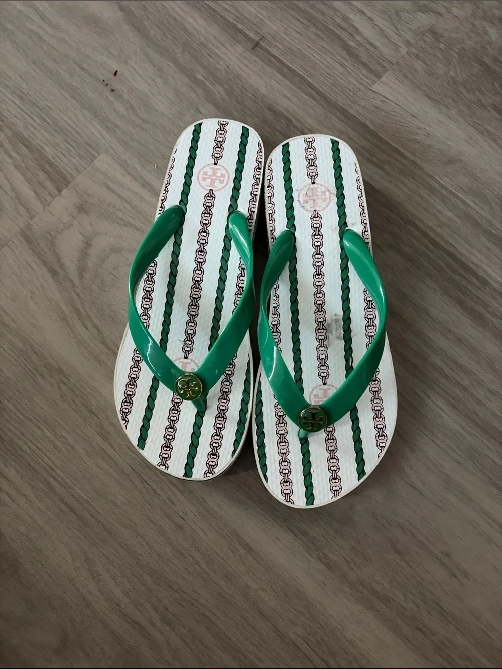 Tory Burch Gemini wedge Green-Strap Patterned Flip Flops